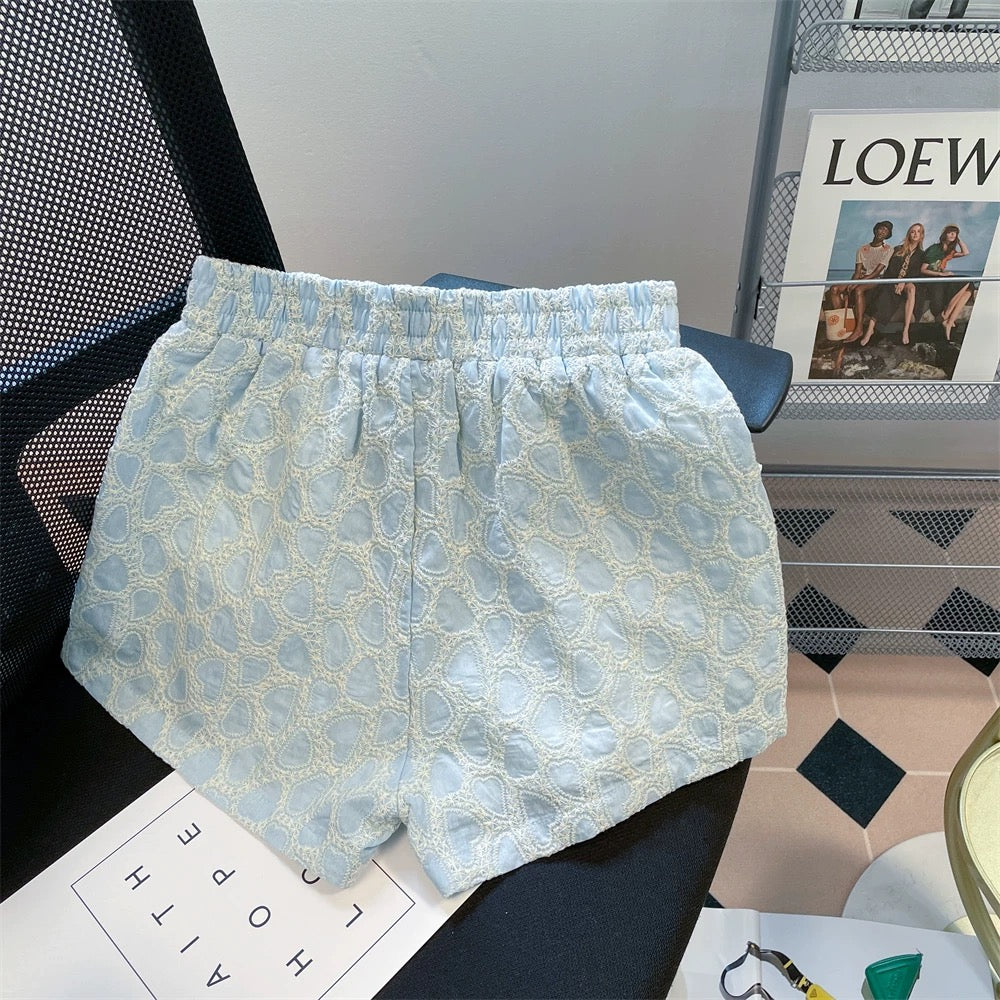 Japanese retro sweet and spicy outer wear embroidered wide-leg shorts for women, small casual workwear, slim high waist A-line hot pants
