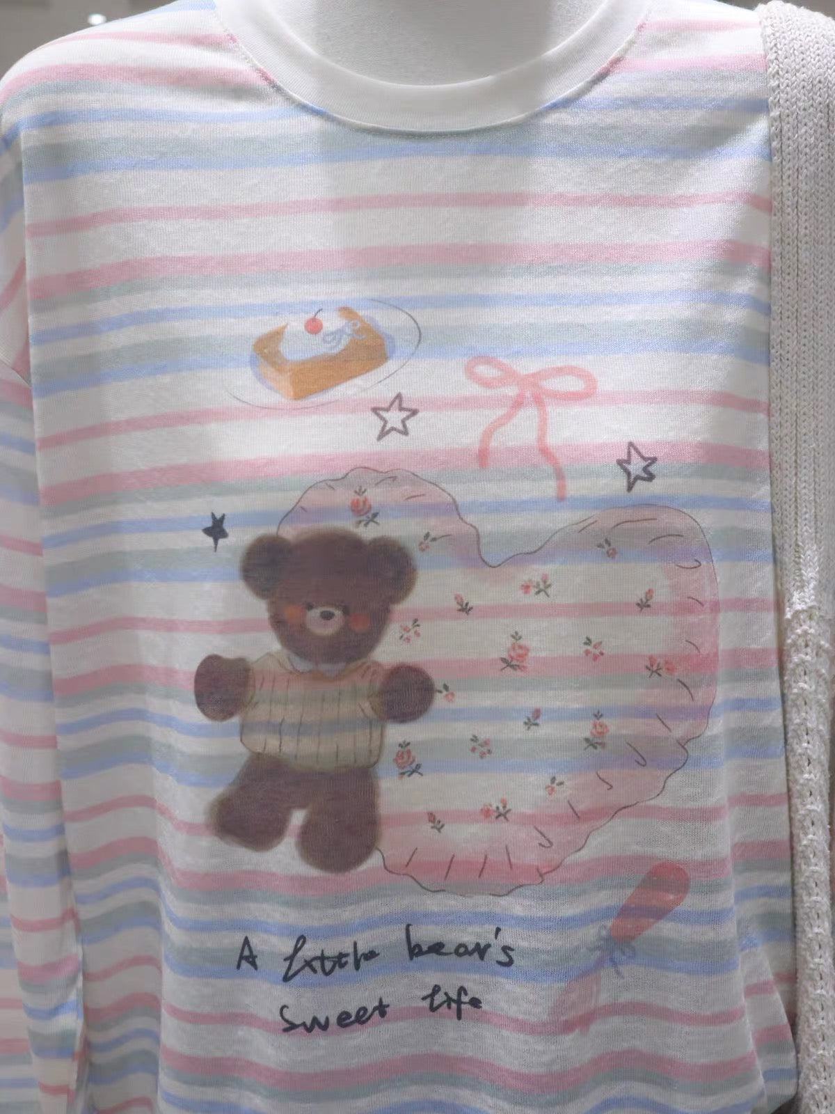 Women's Summer Breathable Lightweight Striped Sun-Protection T-Shirt – Loose, Slimming Cotton-Linen Long-Sleeve Top with Cute Bear Graphic (Youthful Style)