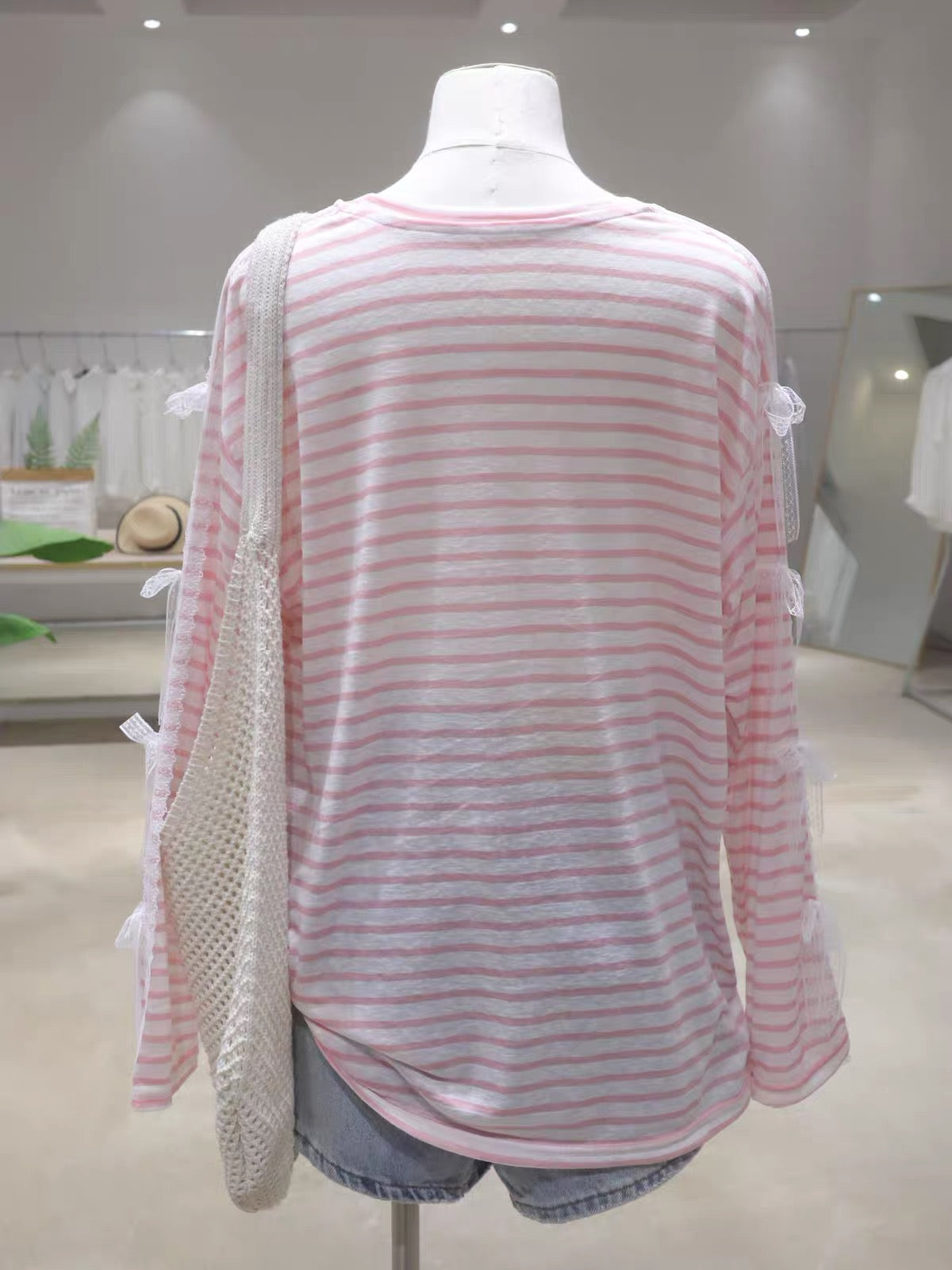 Women's Summer Loose Striped Long-Sleeve Sun-Protection T-Shirt featuring a youthful cartoon Hello Kitty design and lace-trimmed bow sleeves (2026 Collection).