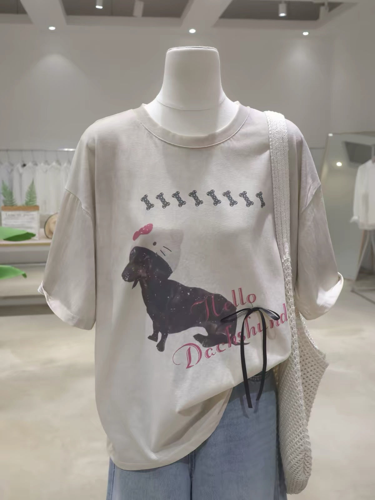 Women's Summer 2026 Loose-Fit Pure Cotton Short-Sleeve T-Shirt – Featuring a Textured Gradient Bow & Puppy Print; Versatile & Slimming Style