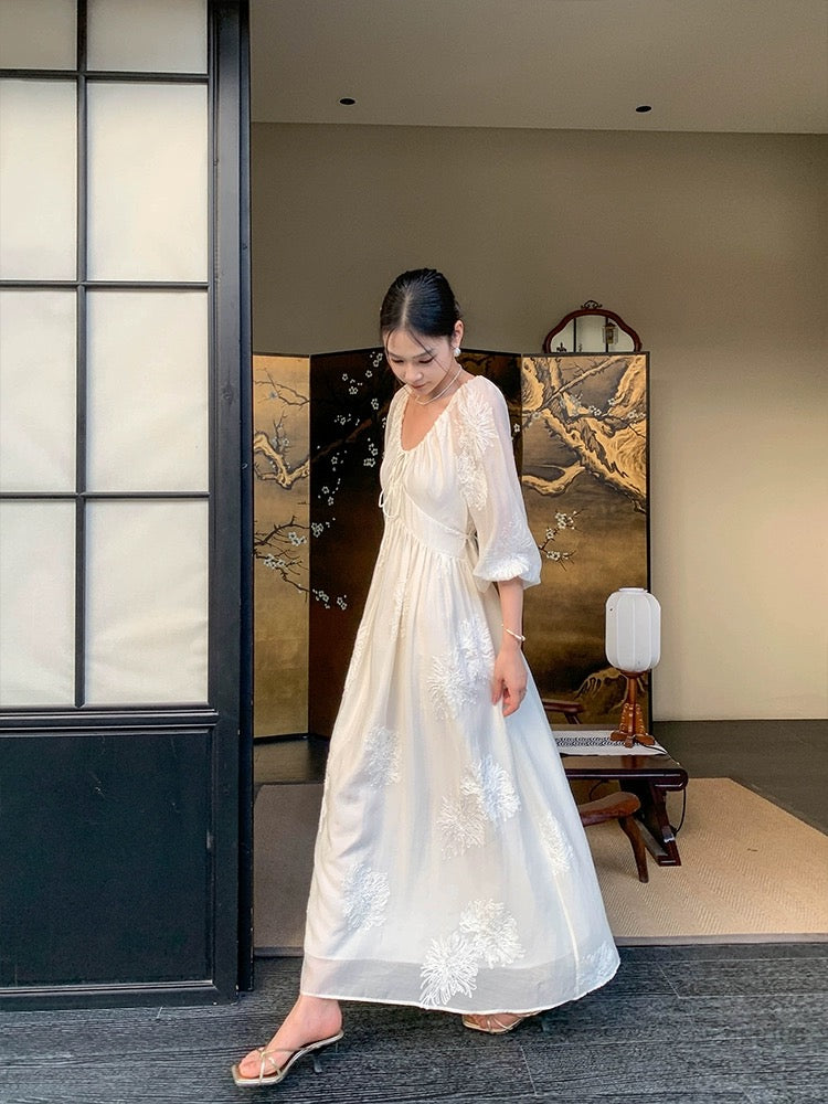 JWUNIQUE off-white new Chinese style V-neck dress women's summer 2024 new A-line skirt long skirt