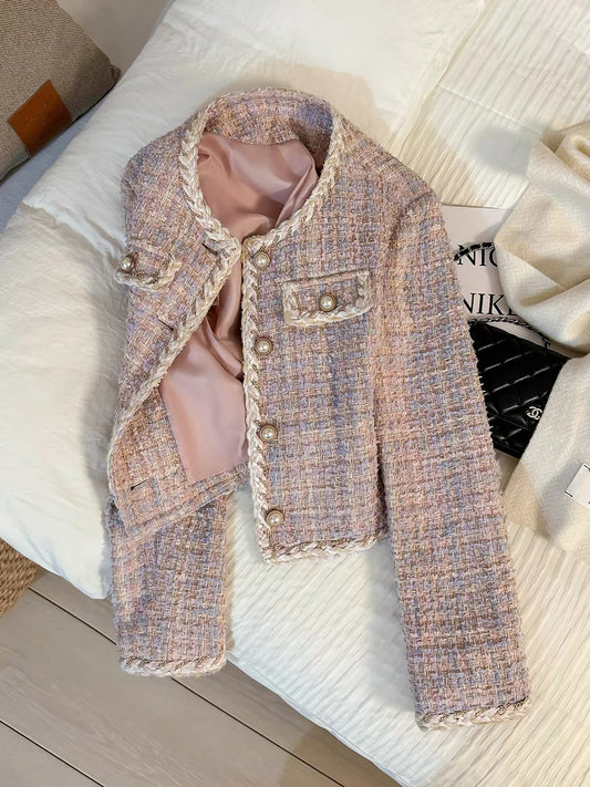 Women's exquisite mauve-pink tweed short jacket—a stylish, versatile "-style" piece for Autumn/Winter 2026.