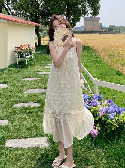 Off-white sleeveless vest dress for women summer 2024 new French romantic gentle style stunning fishtail skirt
