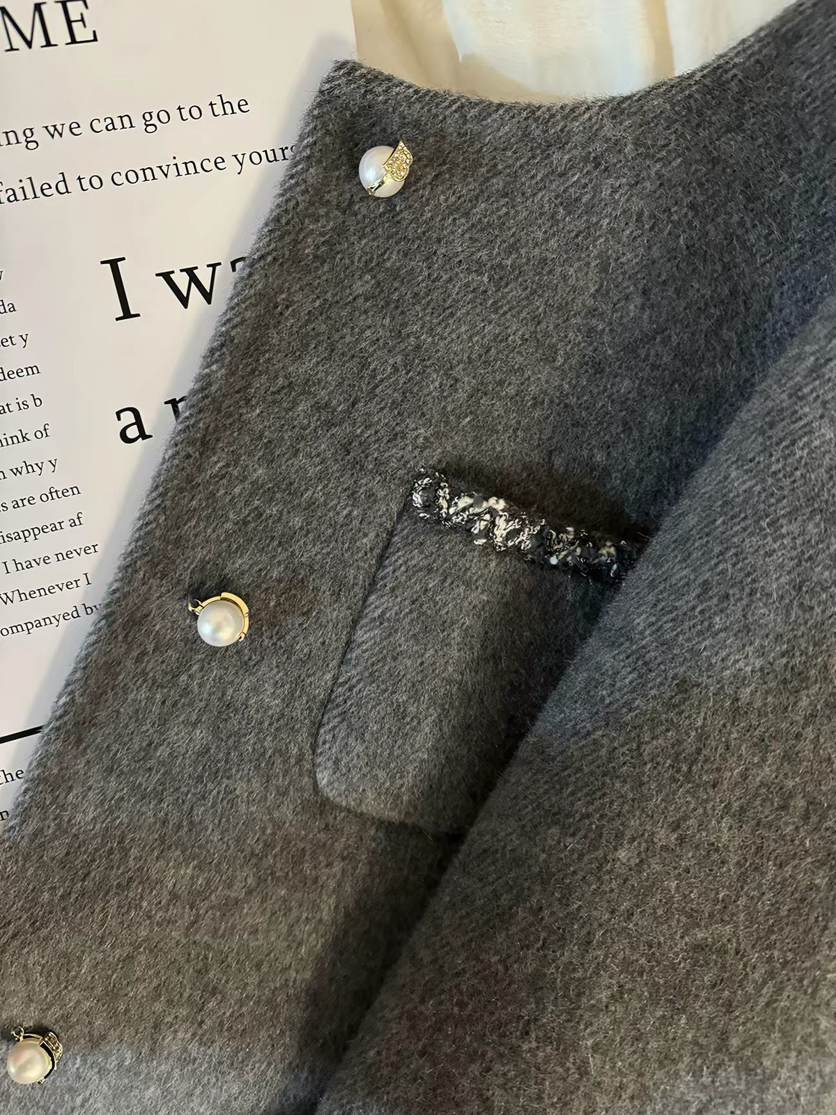 Women's Grey French-Style Chic Double-Faced Cashmere Coat – 2026 Autumn/Winter New Arrival: Short "-Style" Jacket with Pearl Buttons