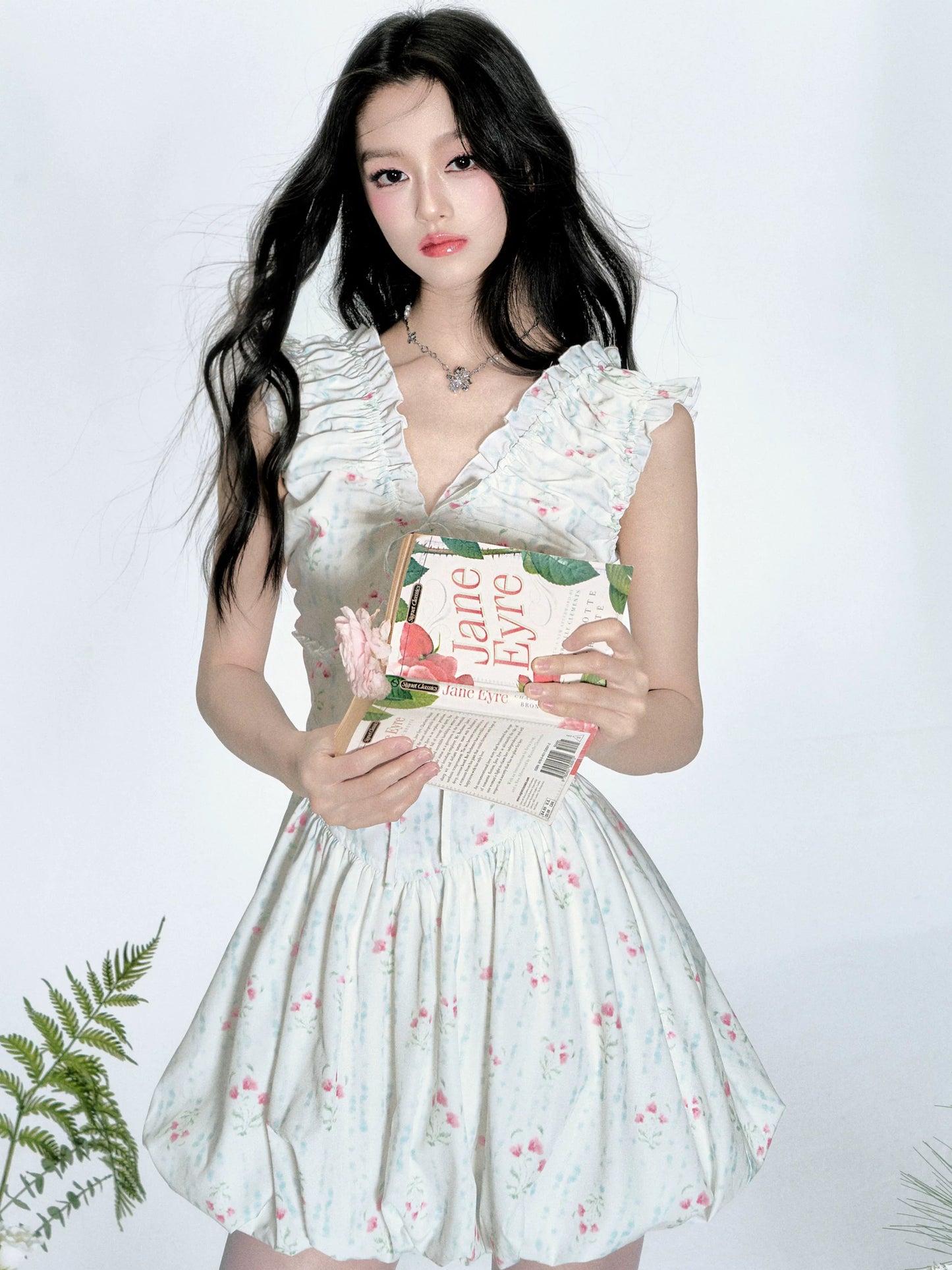 [4/23new popular new product] Fragile Store · Blue Platycodon V-neck waist floral bud skirt dress