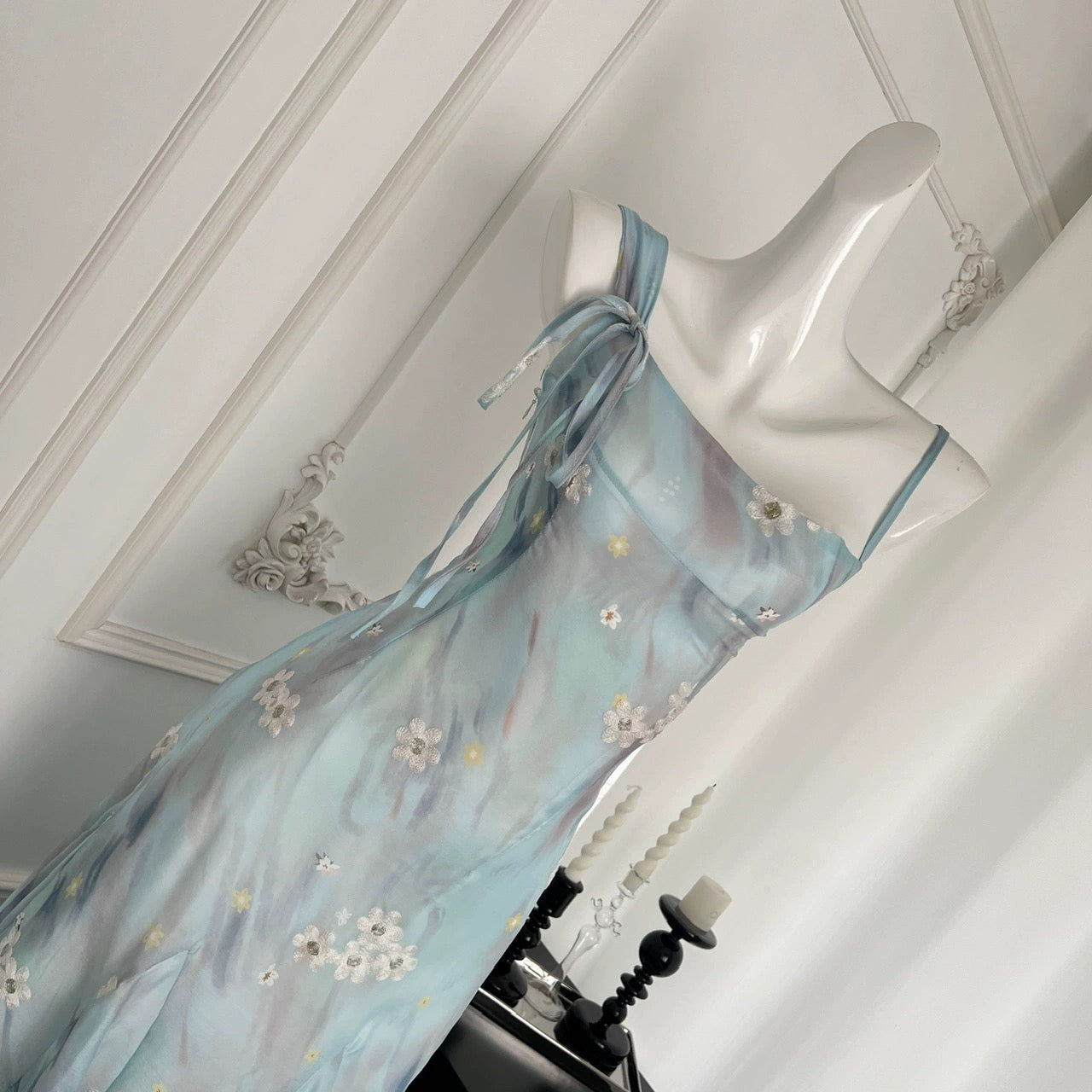 Youni blue smudged long floral one-line collar waist suspender dress for women summer French style skirt