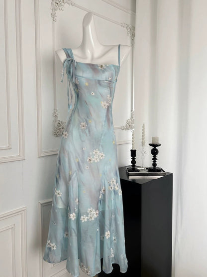 Youni blue smudged long floral one-line collar waist suspender dress for women summer French style skirt