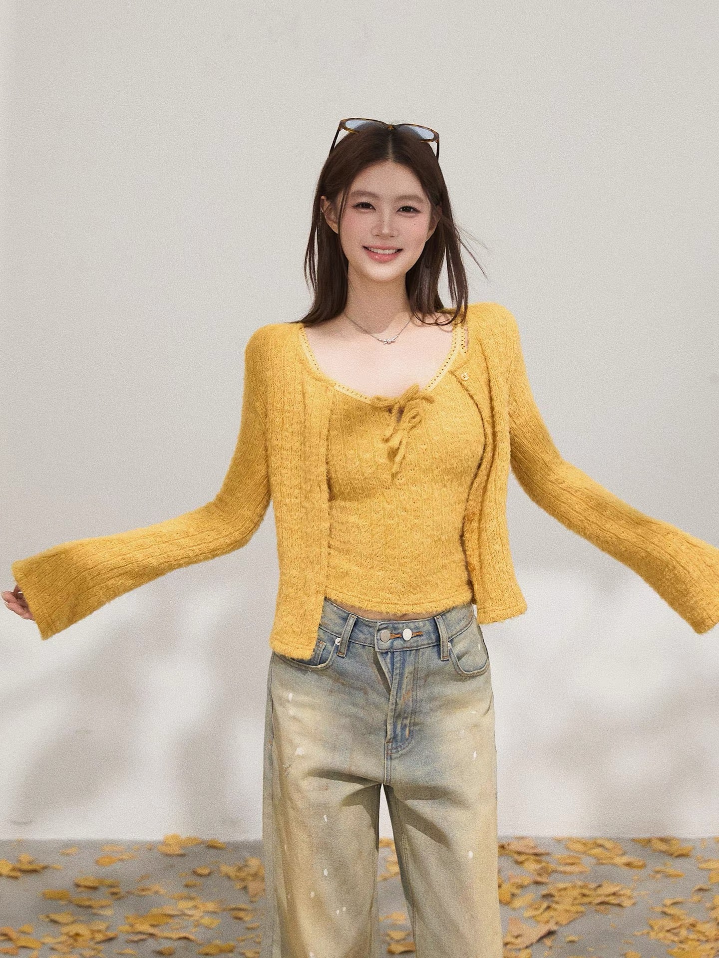 Xie Burou flared sleeve collarless button-down sweater cardigan women's autumn lace-up inner wear slim wool vest suit