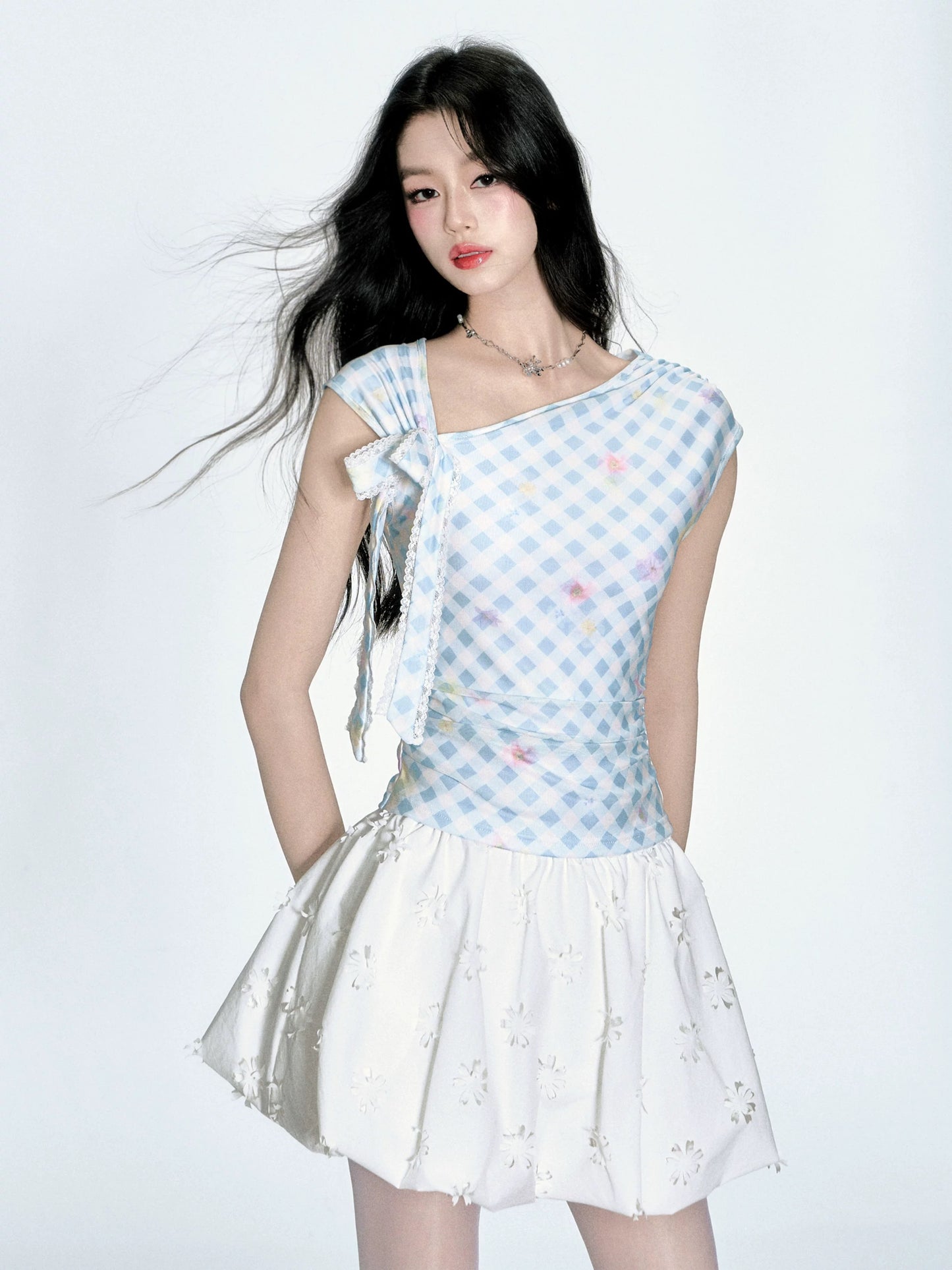 【4/23new】Fragile Store · Summer Special Blue and White Plaid Off-shoulder Short-sleeved Design T-shirt Top