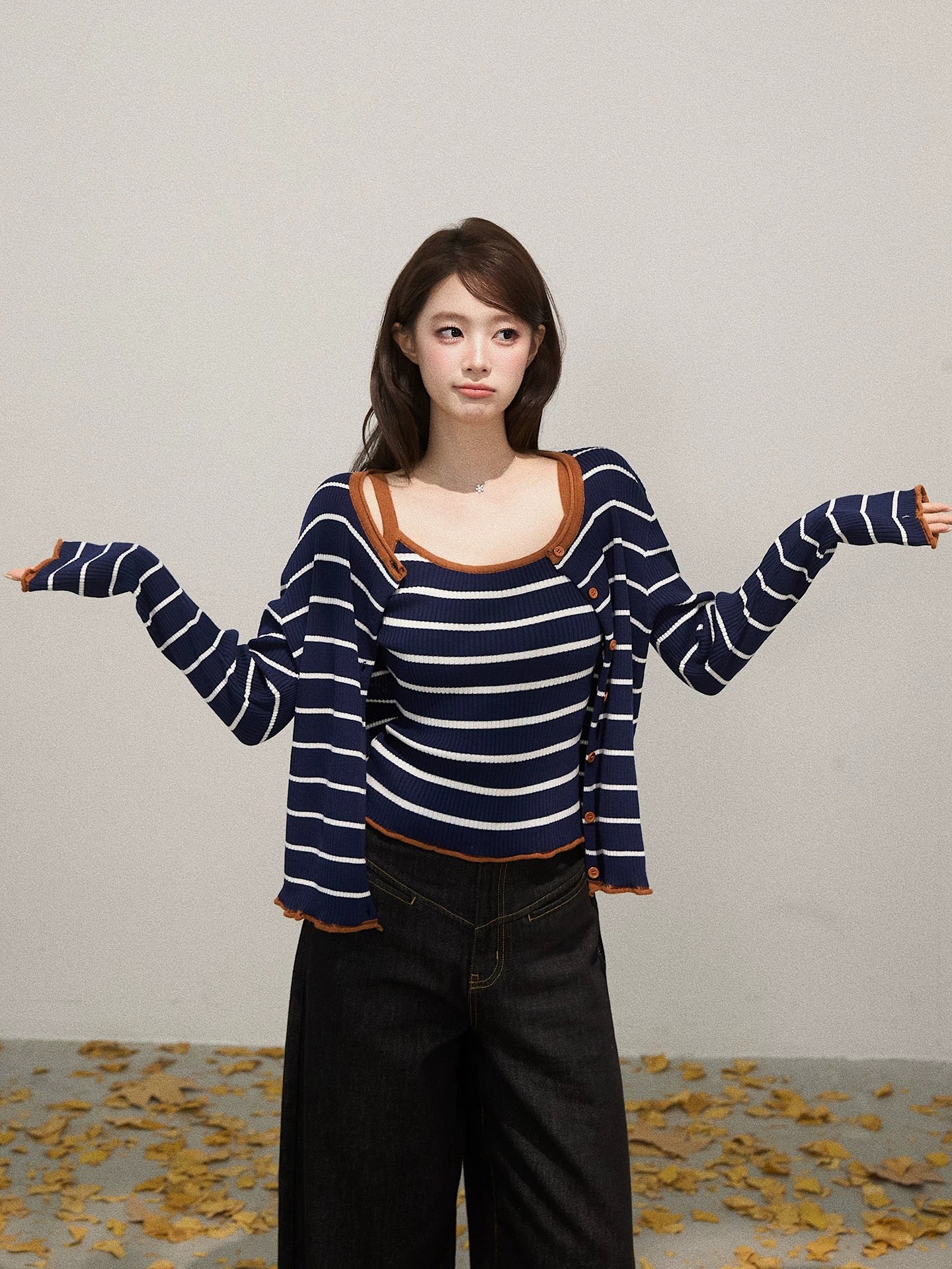 Xie Bu Rou contrast color striped collarless long-sleeved knitted cardigan women's autumn inner wear slim sleeveless vest suit