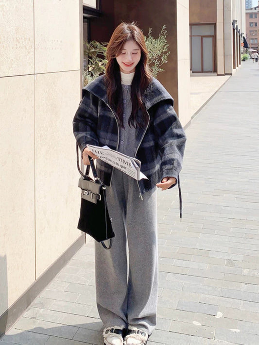 Gray retro plaid large lapel woolen coat for women winter 2024 new style French super nice thickened woolen coat