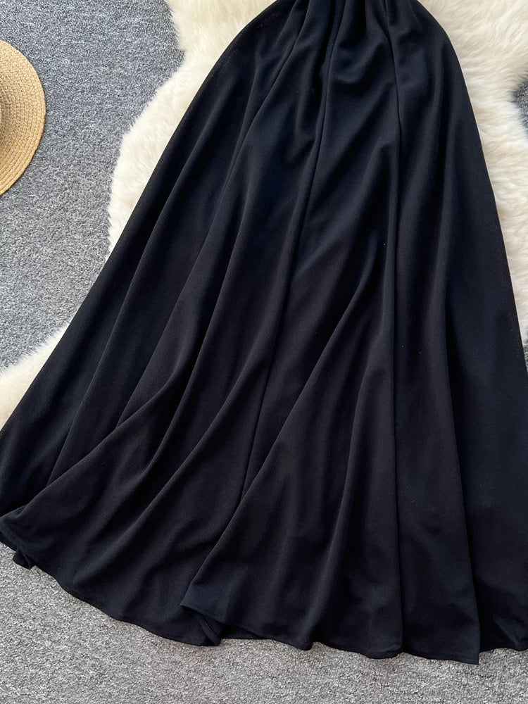 French goddess style, high-end color-blocked shawl, waist-cinching, slimming, elegant off-the-shoulder black dress