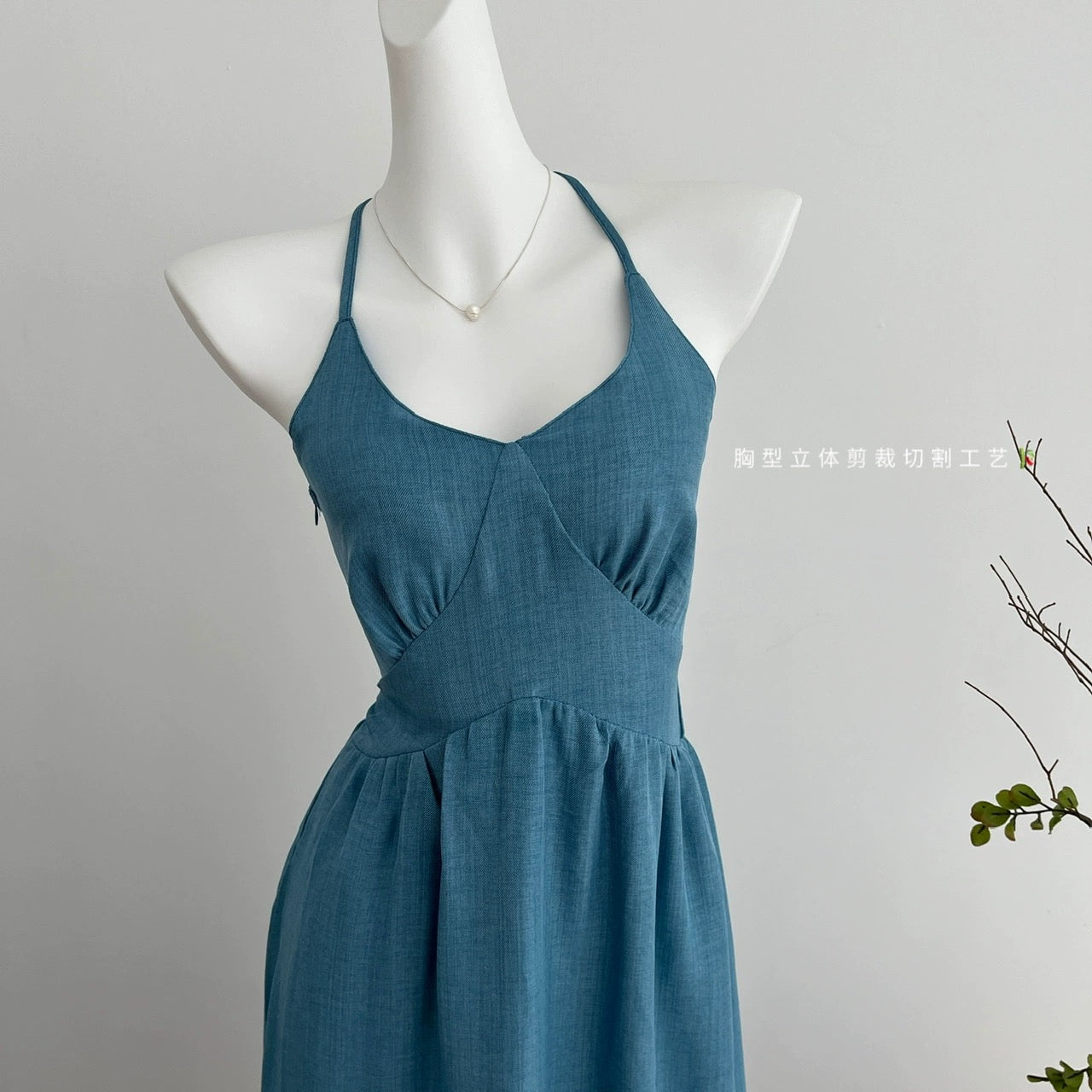 Youni's homemade design of stir-fried linen sky Qingyu national style new Chinese style halterneck suspender dress