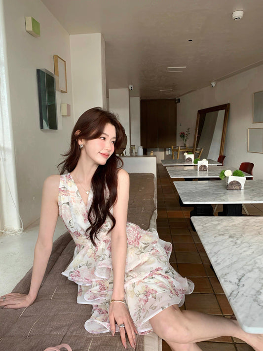 Syeee Star-Woven Dream Layered Ruffled Floral Dress for Women, Spring/Summer, Gentle and Slimming V-Neck Dress