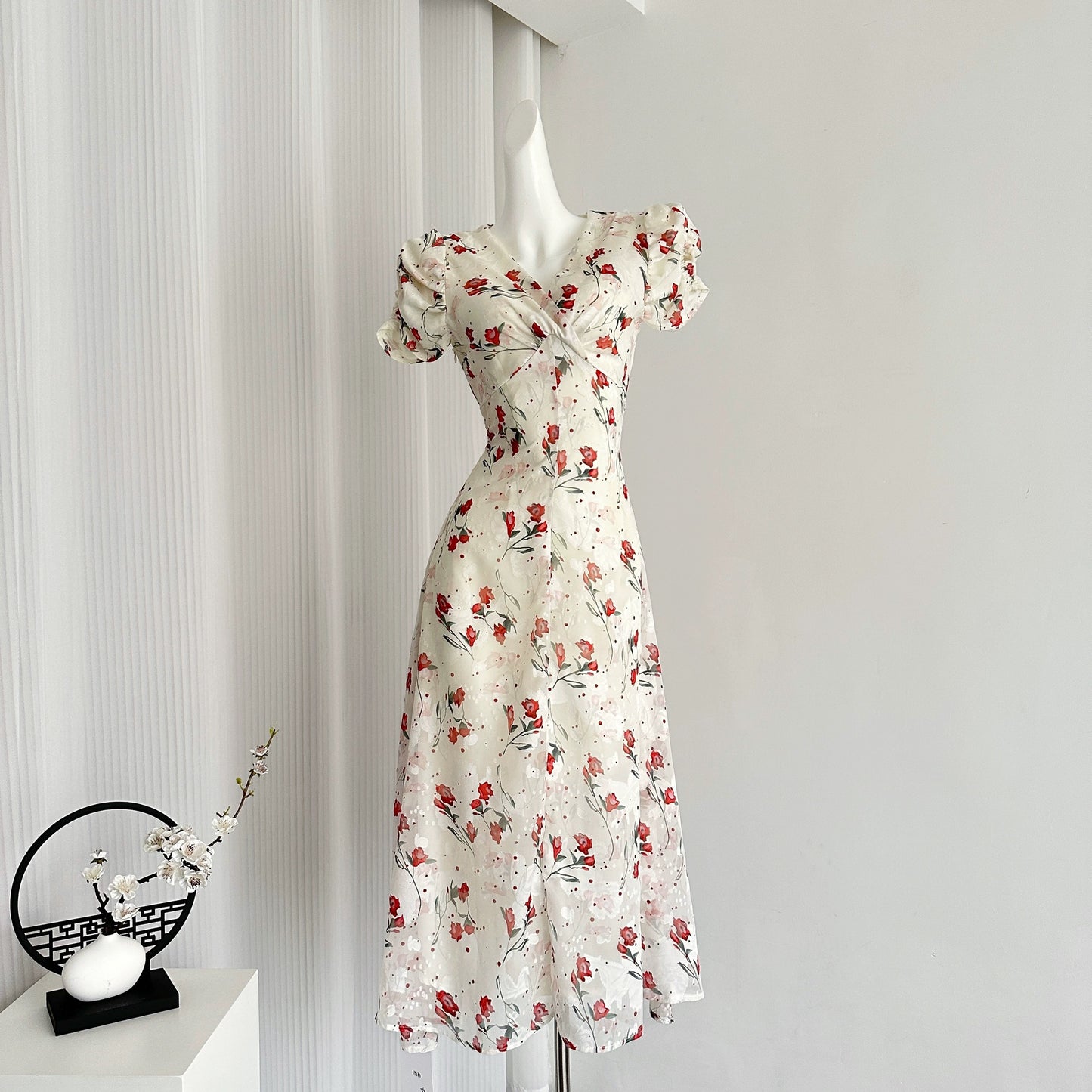 Youni homemade/hanging begonia floral V-neck dress women's summer French style gentle puff sleeves temperament design