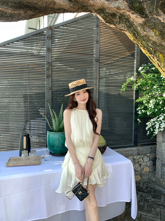 Syeee's "Starry Night" White Shimmering Pleated Halter Neck Sleeveless Dress - Summer Ethereal and High-End Dress