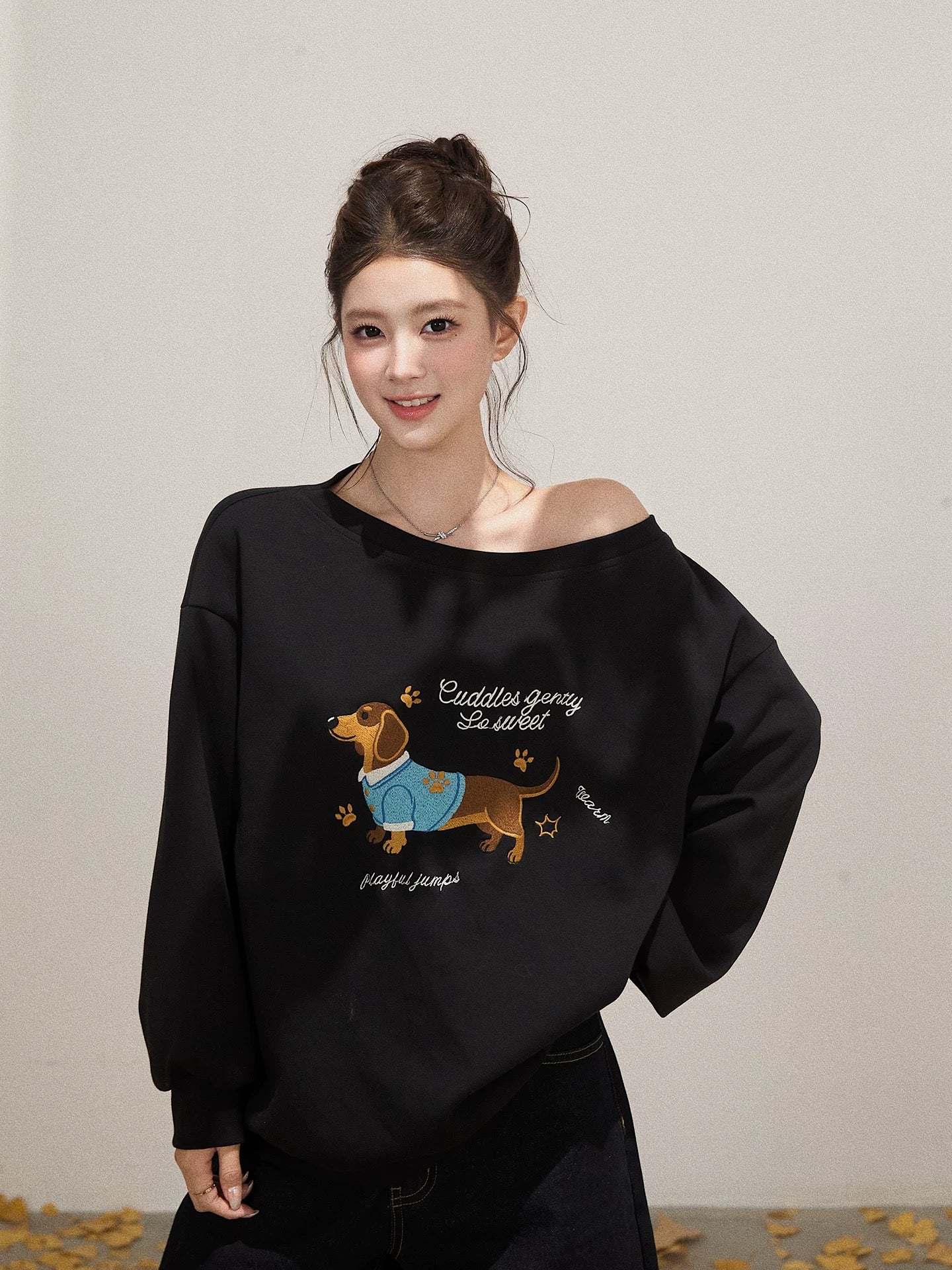 Xie Bu Rou oblique shoulder embroidery long-sleeved sweatshirt women's autumn new Korean style casual loose versatile pullover top