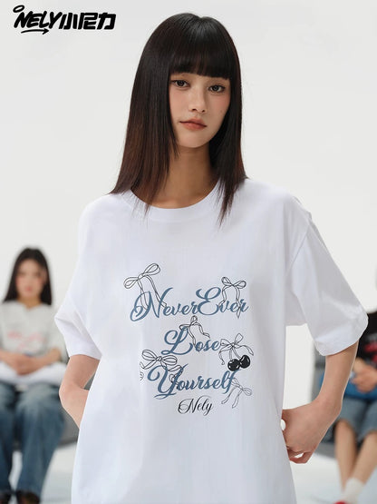 NELY Little Nelly Bowknot Letter Printed Cotton Short-sleeved T-shirt for Men and Women 2025 Summer New Fashion Brand Half Sleeve