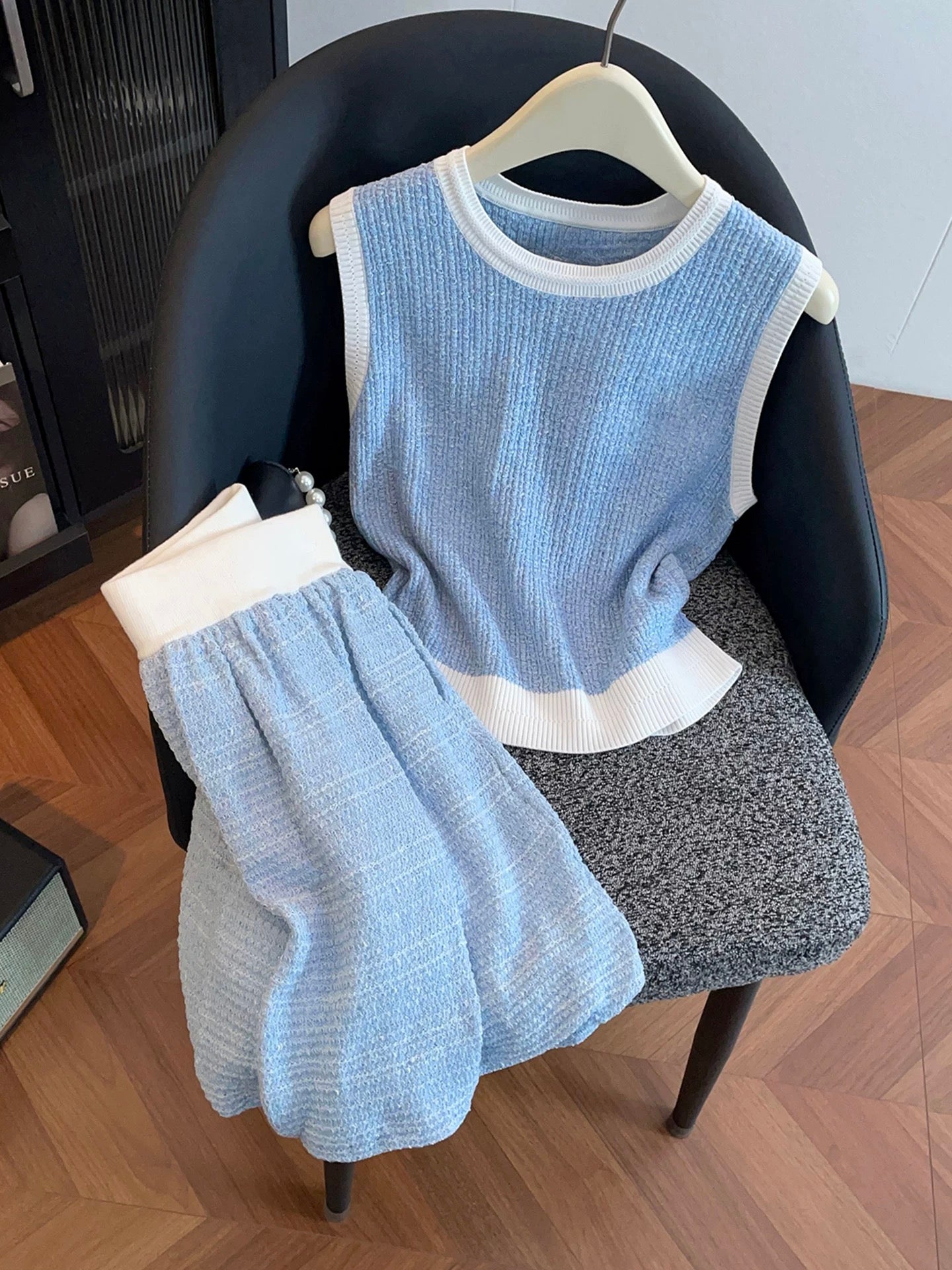 Shenzhen Nanyou High-End Women's Clothing 2026 Spring/Summer Casual Versatile Embroidered Knit Vest Top + Skirt Set