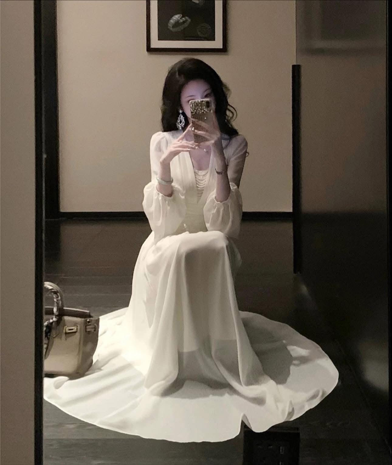 Sun Yaqiao's Summer Three-Quarter Slim Fit Lace Trim Pearl Chiffon Lantern Sleeve Dress