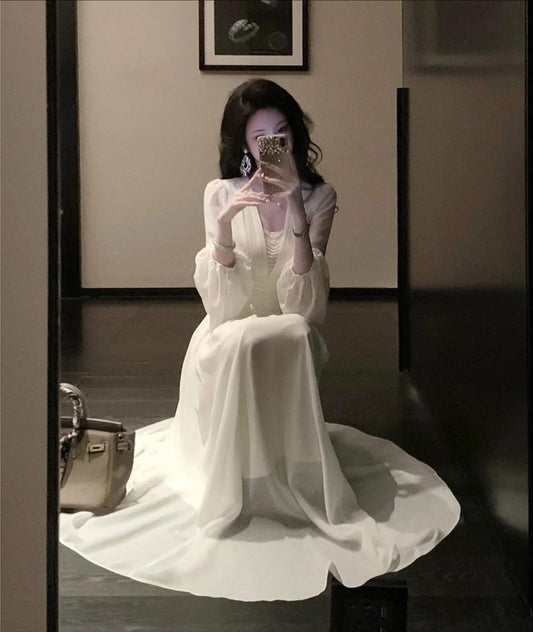 Sun Yaqiao's Summer Three-Quarter Slim Fit Lace Trim Pearl Chiffon Lantern Sleeve Dress