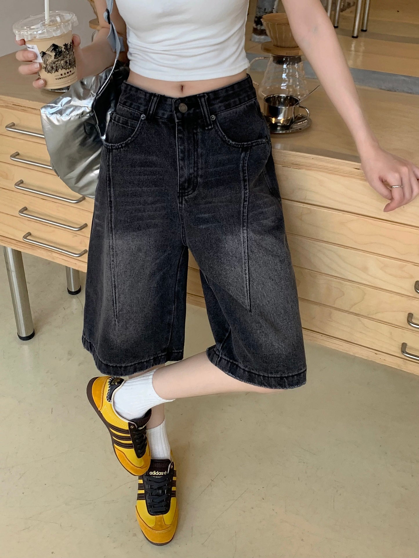 PPHOME American retro black and gray denim mid-length pants for women in spring and summer, small high waist straight wide-leg pants, six-point pants