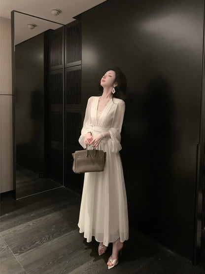 Sun Yaqiao's Summer Three-Quarter Slim Fit Lace Trim Pearl Chiffon Lantern Sleeve Dress