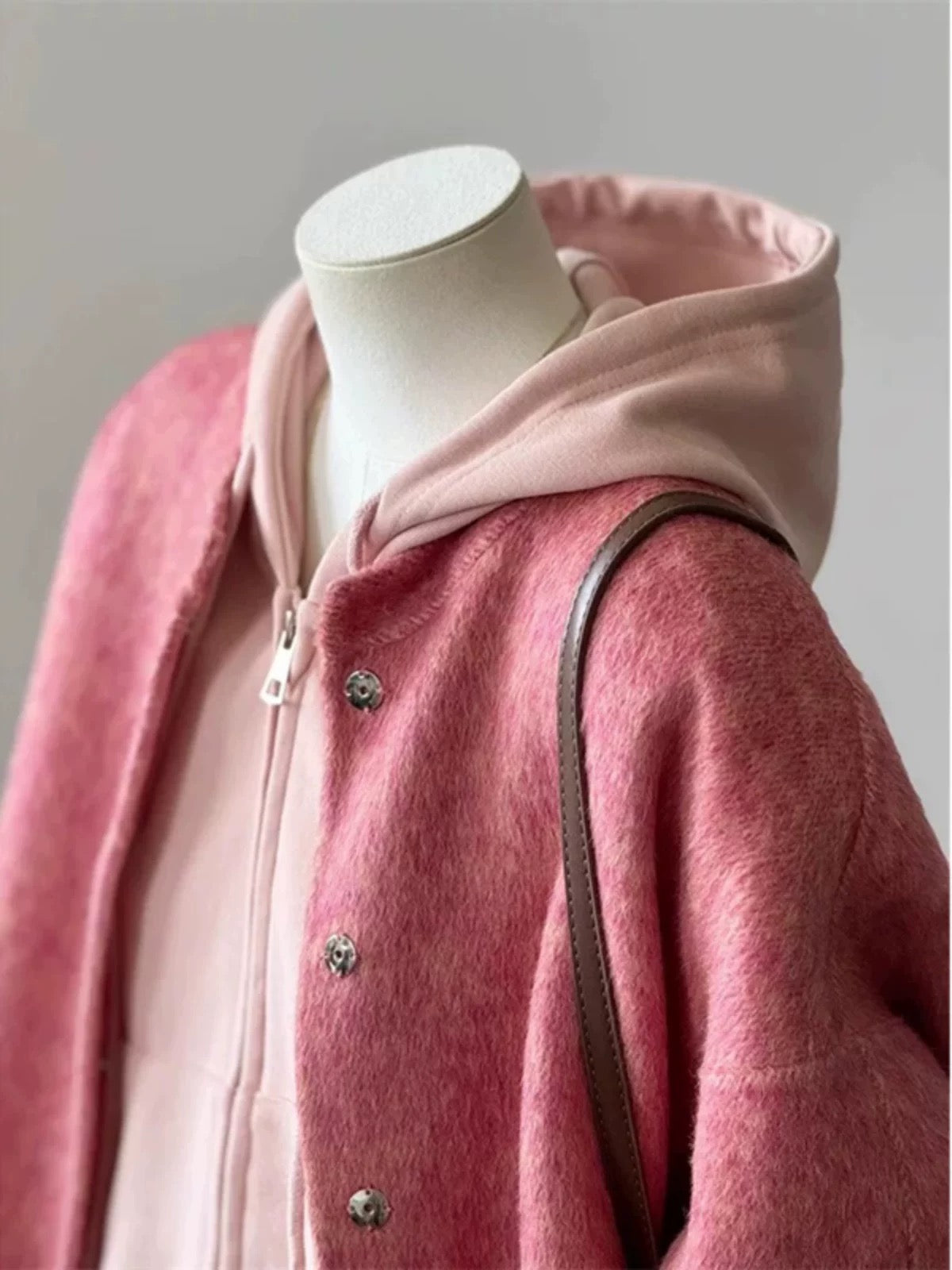 Plus size women's clothing this year's popular hot style autumn and winter super beautiful pink double-sided hand-sewn short plush coat women's trend
