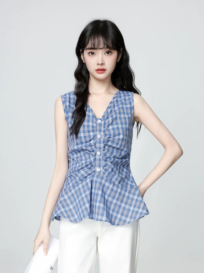 French V-neck plaid camisole for women to wear as outerwear in 2025 summer new style with pleated waist and sleeveless top