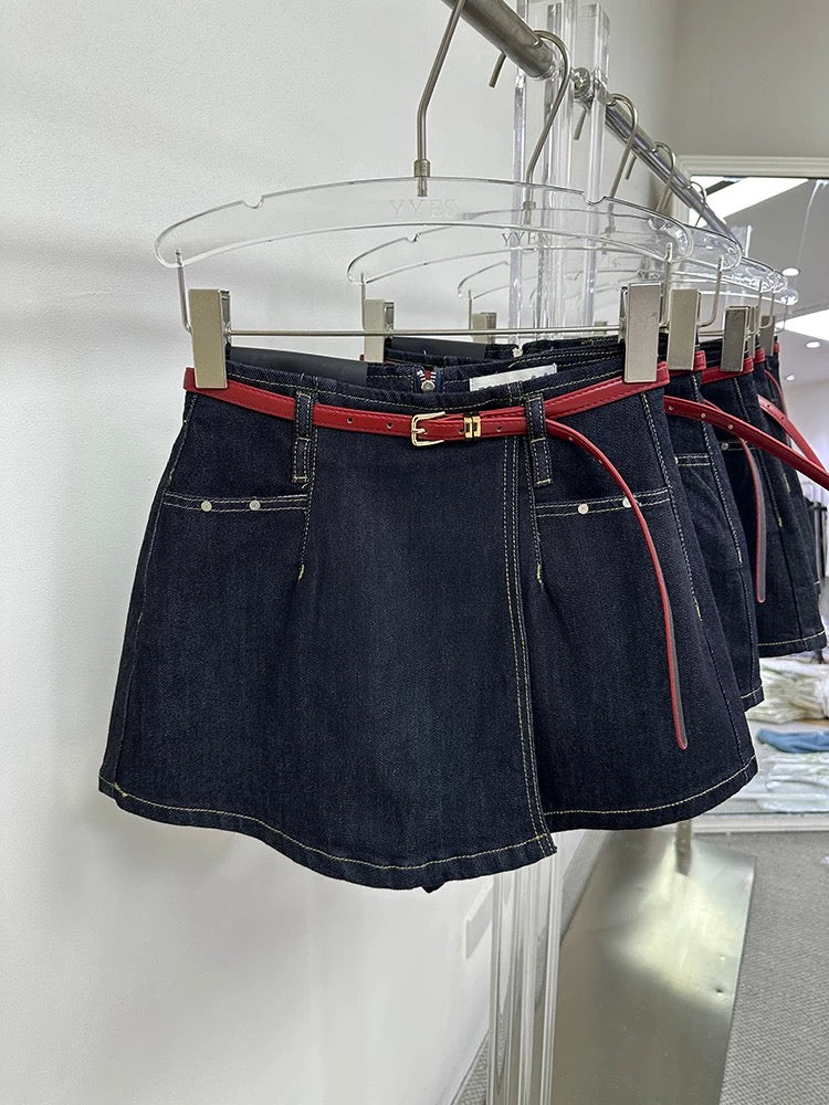 Zuo Nana summer high waist black and gold fake two-piece half-length jeans skirt women's irregular A-line all-match shorts women