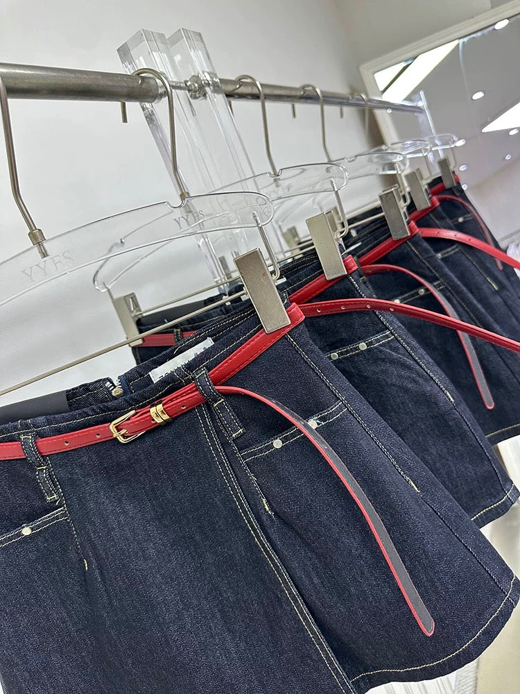 Zuo Nana summer high waist black and gold fake two-piece half-length jeans skirt women's irregular A-line all-match shorts women