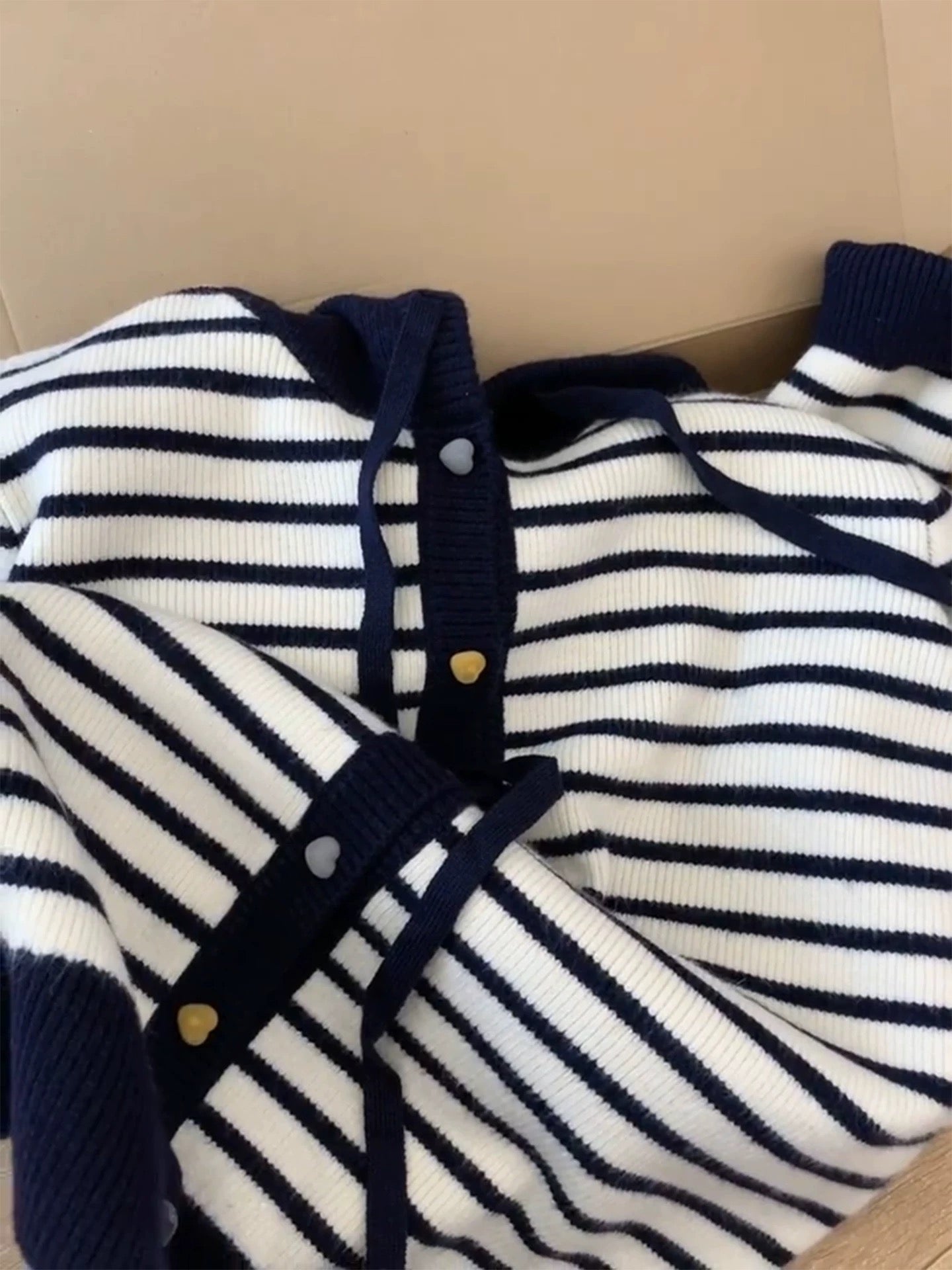 Lazy style striped contrast color long-sleeved knitted cardigan women's spring and autumn 2025 autumn new fashion loose sweater jacket