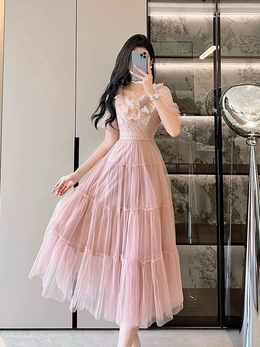 French elegant and fashionable sequined mesh lace embroidery slimming, gentle and beautiful dress tea break dress for women summer dress