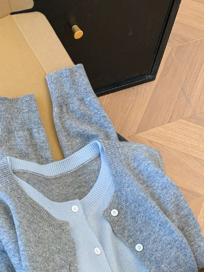 Korean design sense fake two-piece contrast color knitted sweater women's autumn and winter fashion all-match casual cardigan jacket top