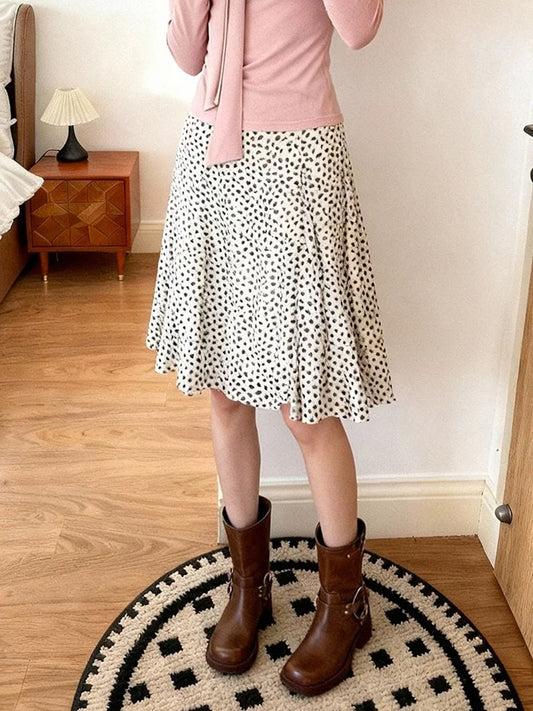 Plus-size women's French-style ruffled polka dot midi skirt, spring/summer high-waisted A-line skirt.