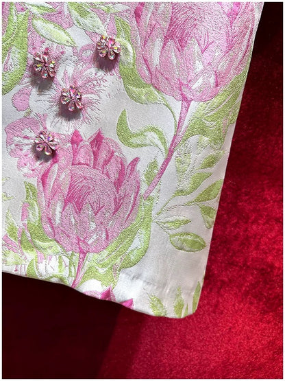 Art jacquard diamond-encrusted short-sleeved loose-waist niche non-contrasting high-end exquisite dress with feminine temperament 2024 new style