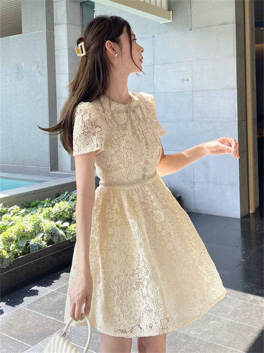 Tang Yixin's same style dress white lace diamond bow 2024 spring and summer high waist slim princess dress A-line skirt