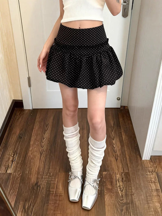 Plus-size women's retro polka dot lace mini skirt, spring/summer high-waisted slimming lace A-line skirt.