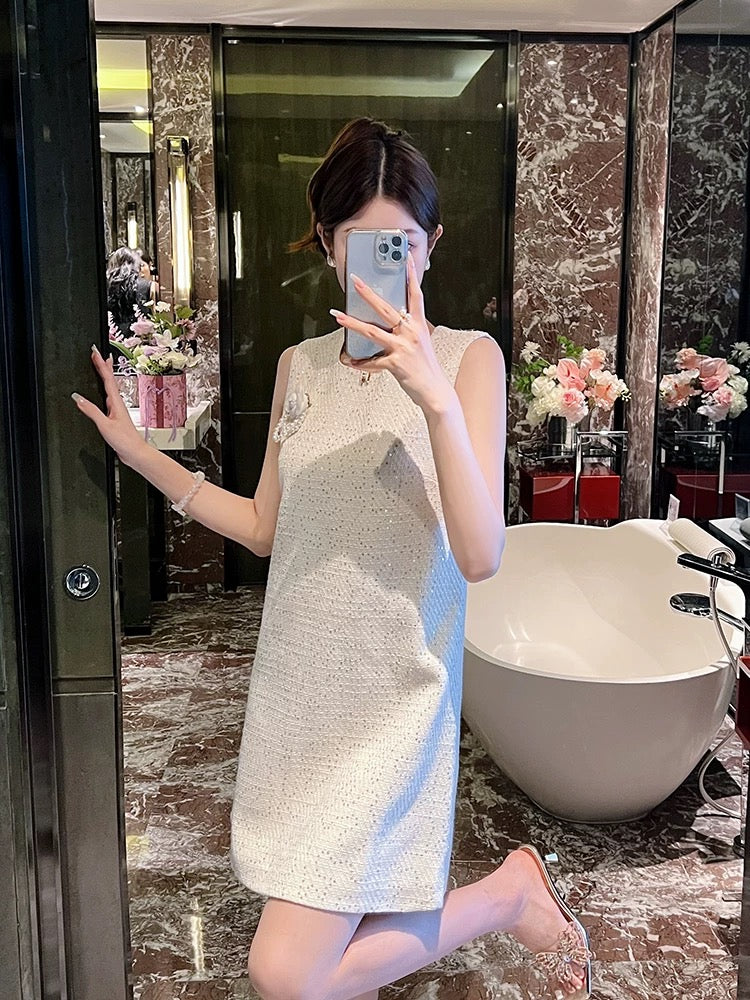 Light luxury small fragrant style sleeveless dress for women summer 2024 new temperament petite banquet dress OL skirt