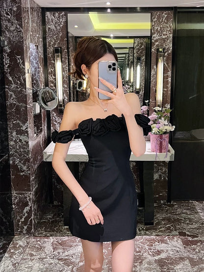 Vietnamese trendy brand niche sexy hottie heavy industry one-shoulder dress temperament party banquet tube top little black dress for women
