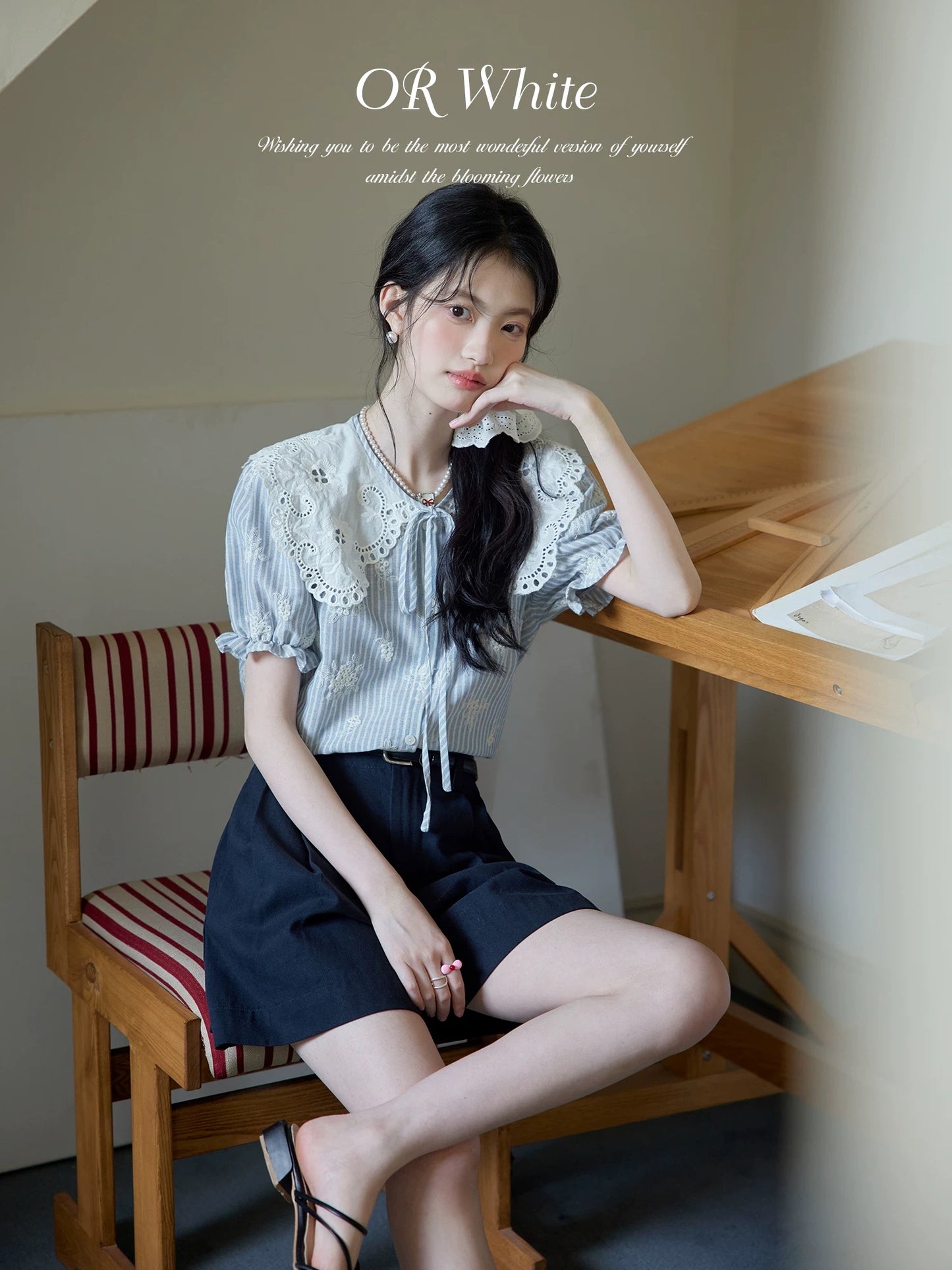 ORWhite French retro doll collar shirt female summer blue and white striped embroidery puff sleeve short sleeve top thin section