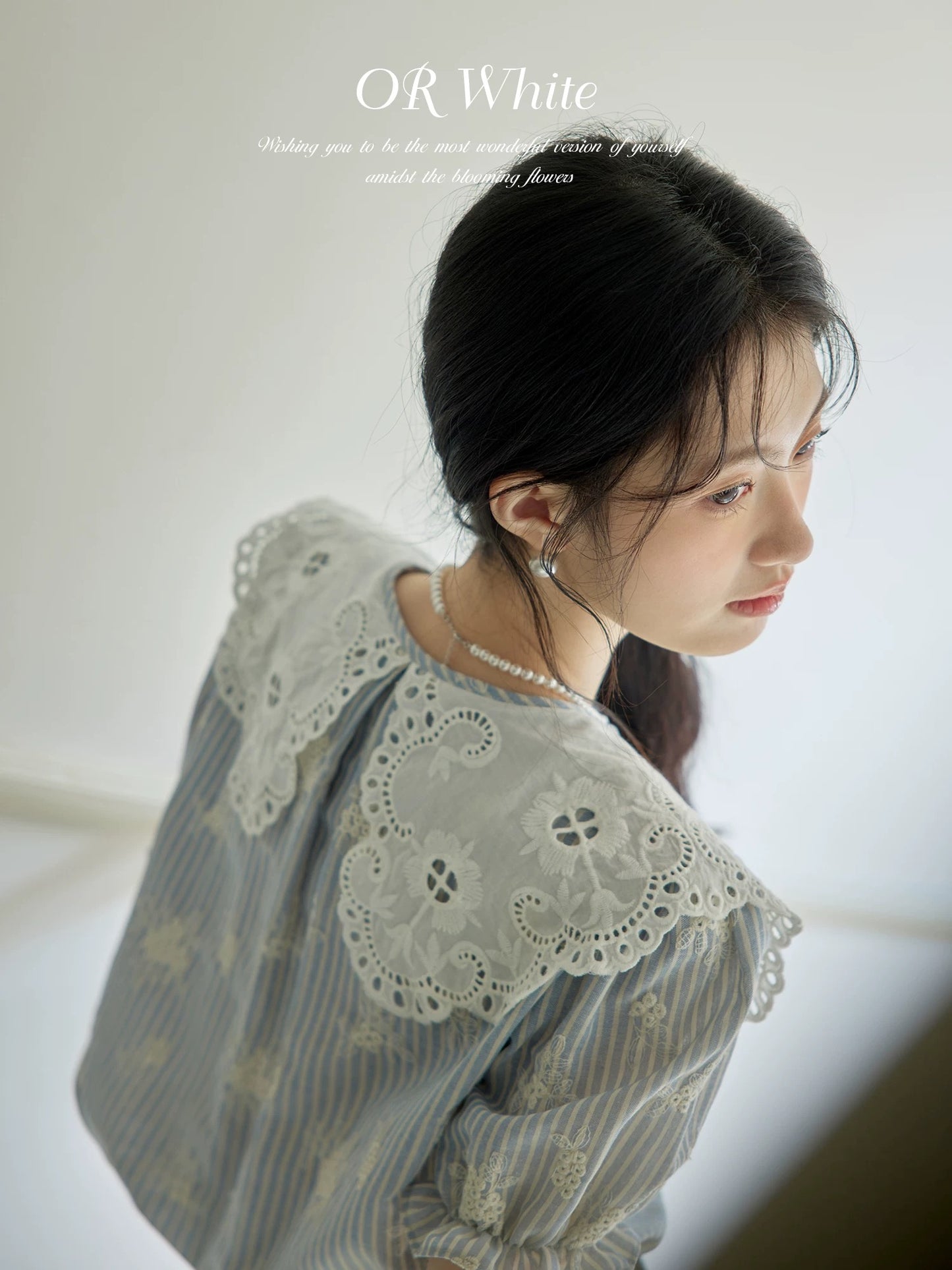 ORWhite French retro doll collar shirt female summer blue and white striped embroidery puff sleeve short sleeve top thin section