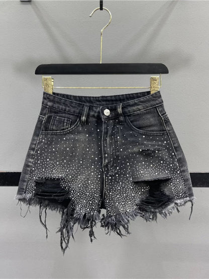 Women's heavy-duty rhinestone denim shorts, 2026 summer new style, high-waisted, slimming, hot girl style, ripped and frayed hem, wide-leg hot pants, trendy.