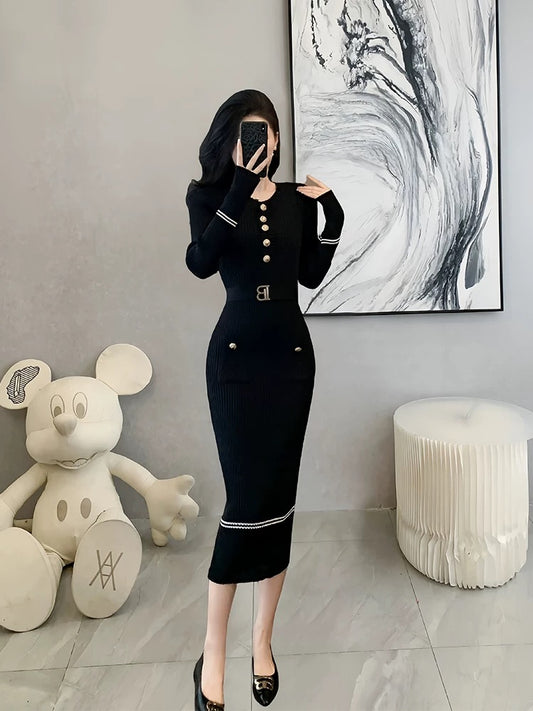 High-end small fragrant style black knitted long skirt for women 2024 autumn and winter new style elegant lady slim fit hip-hugging dress
