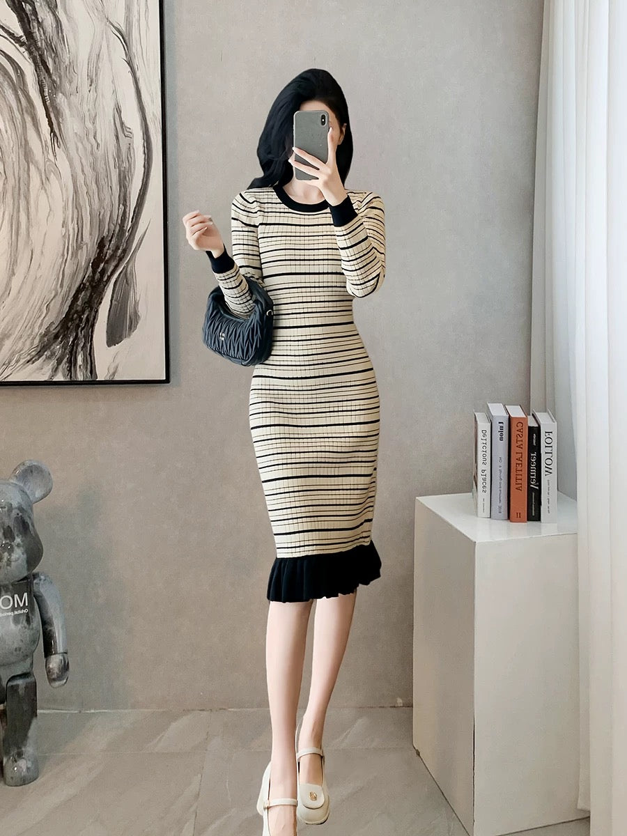 French socialite striped knitted dress for women 2024 autumn and winter new temperament slim mid-length hip-hugging fishtail skirt