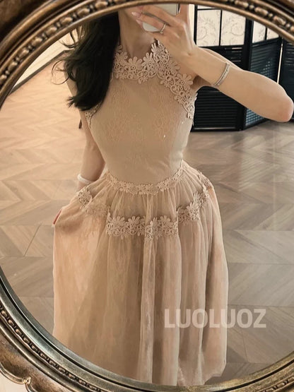 LUOLUOZ [Seeing Flowers in the Mist] French Pure and Alluring Style Slimming Waist-cinching Elegant Fairy-like Halter Neck Mesh Dress