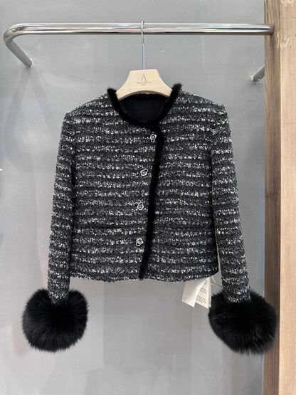 Niche French retro round neck rabbit fur edge asymmetric design small fragrant fox fur black short coat