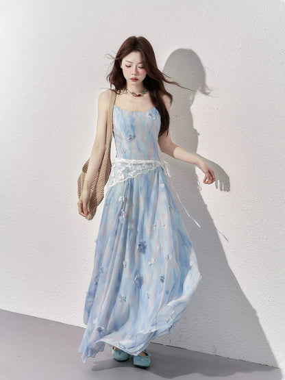 A little wild berry suspender floral dress for women summer 2025 new French dopamine temperament waist slimming dress