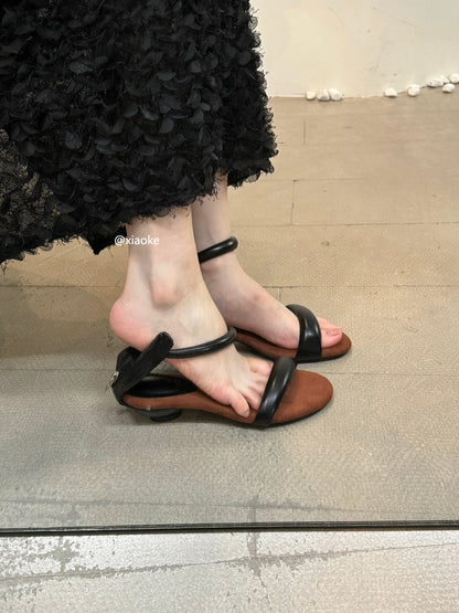 French-style niche design unique heel sandals for women, new summer style, simple, round toe, open toe, low heel Roman sandals to match with skirts