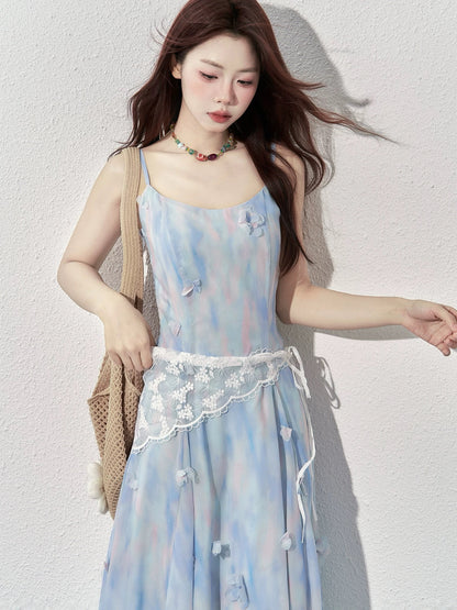 A little wild berry suspender floral dress for women summer 2025 new French dopamine temperament waist slimming dress